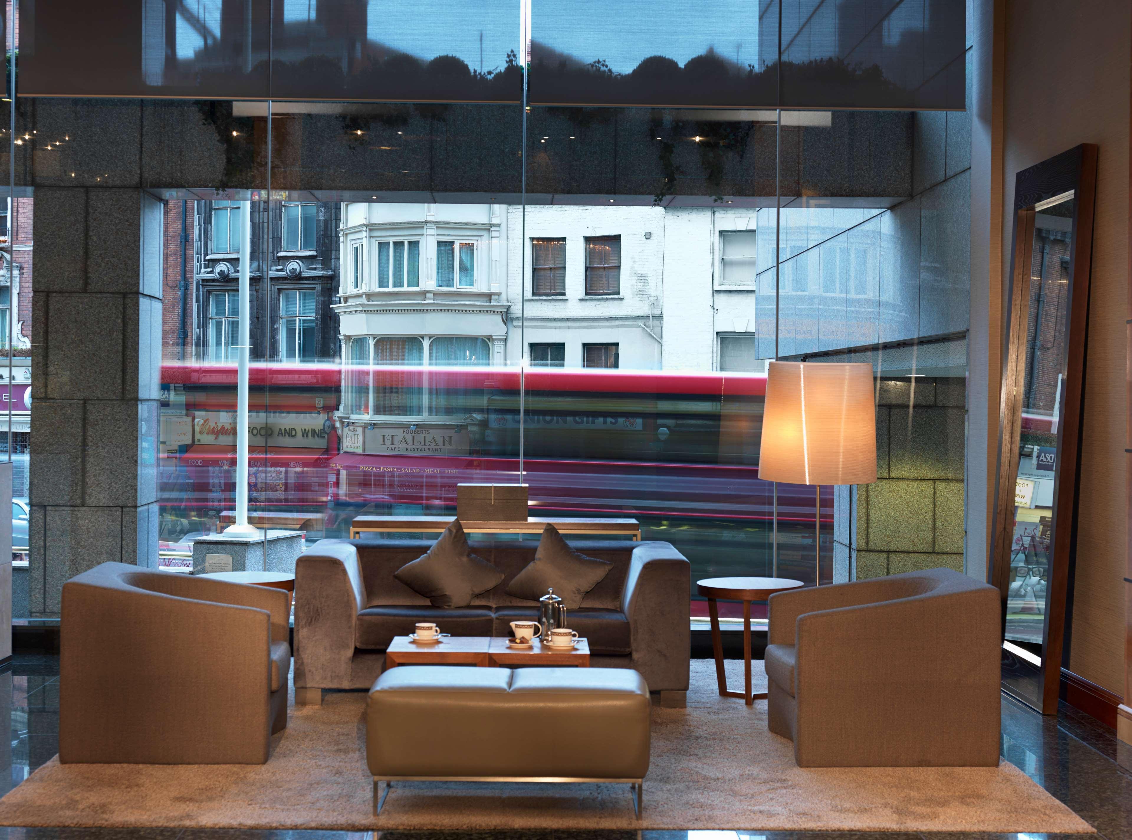 Royal Garden Hotel London Interior photo The lobby
