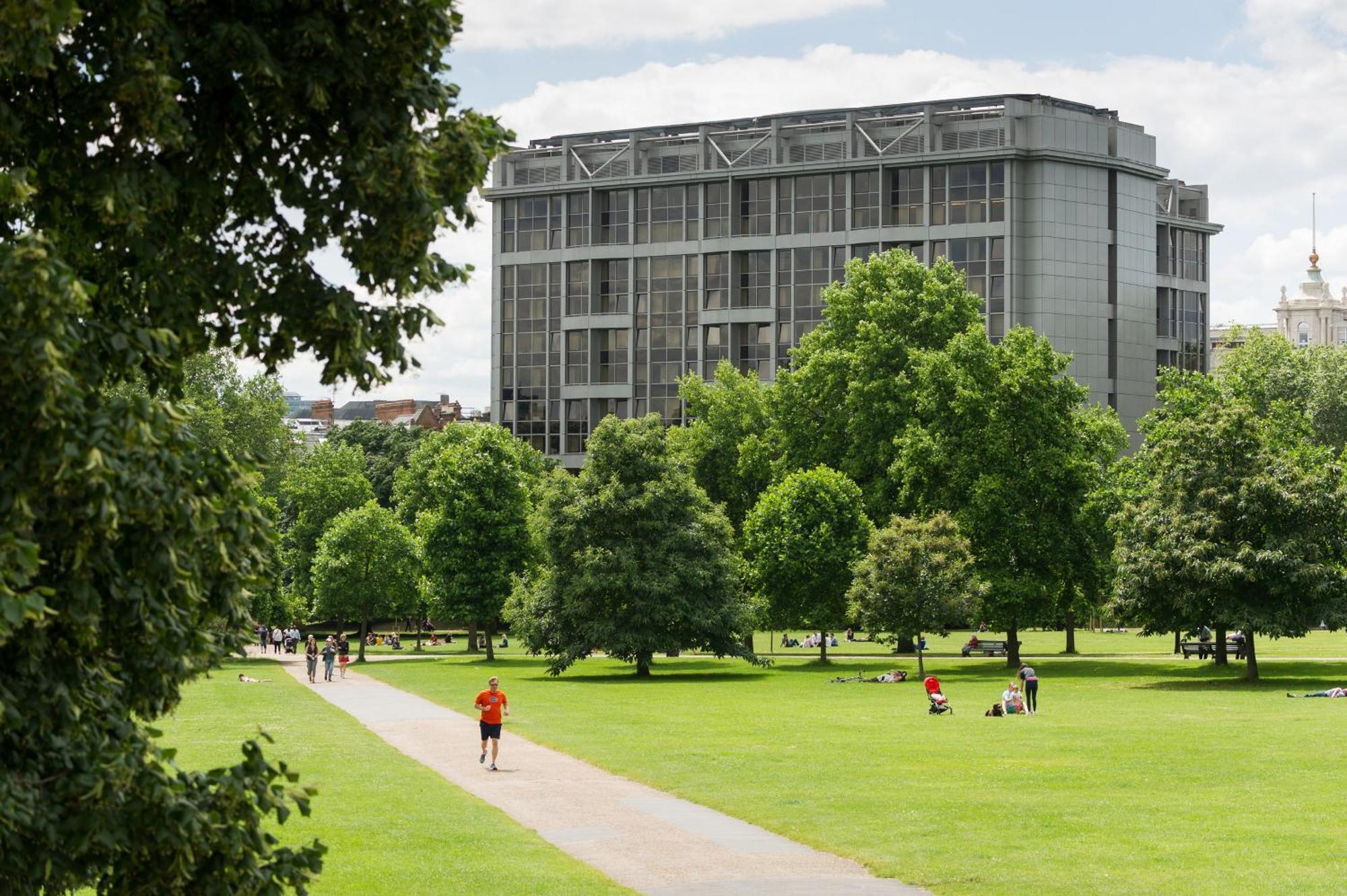 Royal Garden Hotel London Exterior photo The University of Nottingham